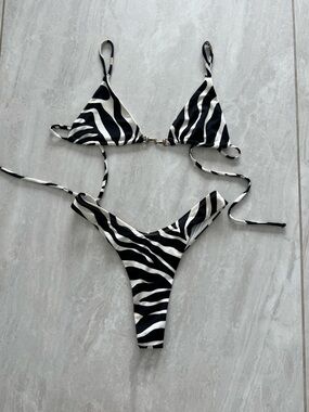 Swim by D Zebra Print Triangle Bikini Set - Black & White